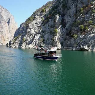 Samsun Şahinkaya Kanyonu'nda bir tekne